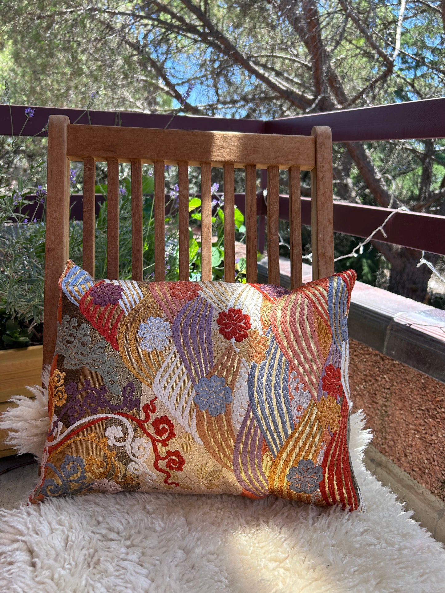 Cushion Obi Golden flowers