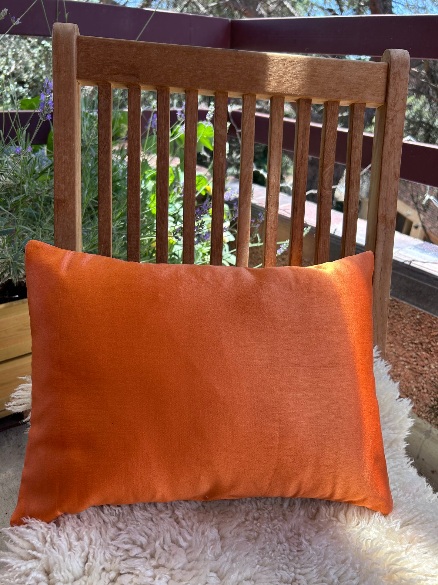 Cushion Obi Waves